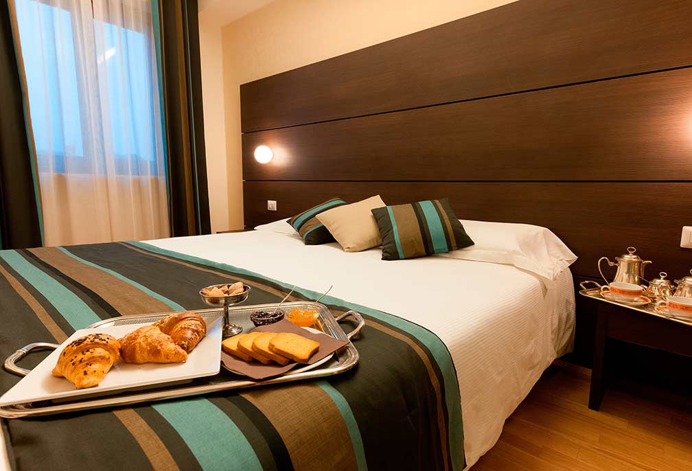 tripla hotel aosta centro