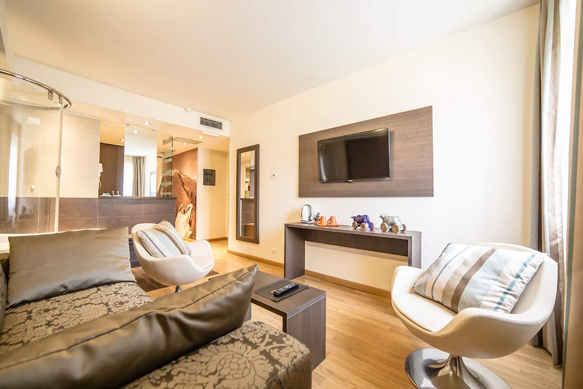 hb hotel aosta centro